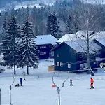 Ski-in Out 2 Bathrooms Leilighet
